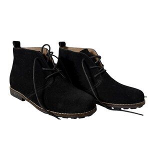 White Mountain auburn black suede booties women's size 6M